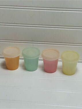 Vintage Tupperware Mini Containers (Set of 4) Pastel Colors Clear Plastic Lids